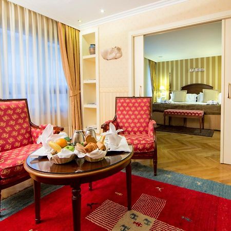 Eurostars Araguaney Hotel Сантяго де Компостела Стая снимка A suite at the Hotel de France