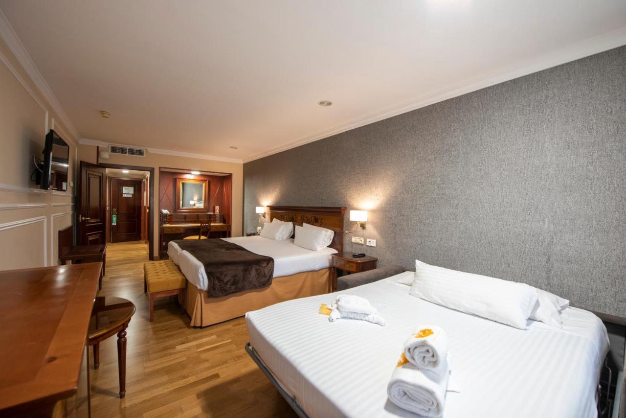 Eurostars Araguaney Hotel Сантяго де Компостела Екстериор снимка