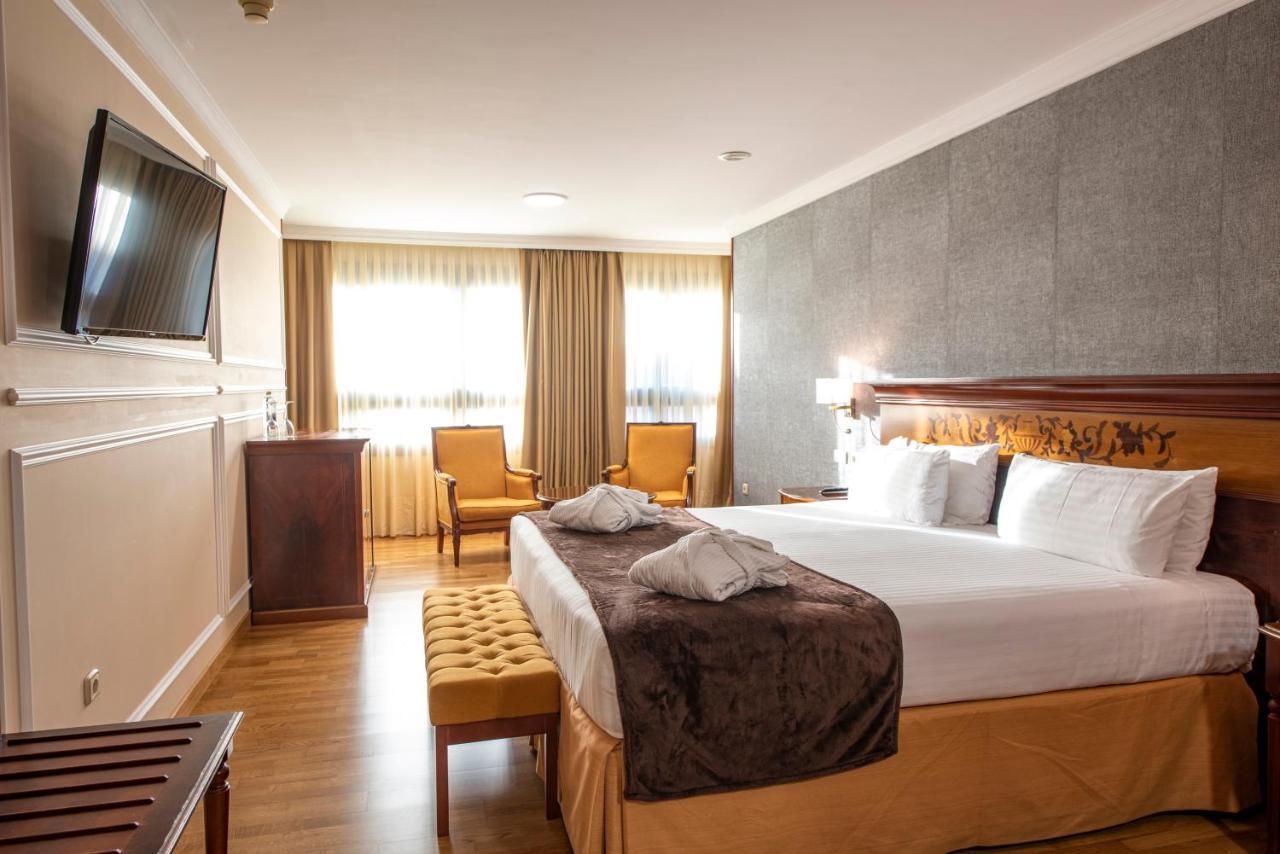 Eurostars Araguaney Hotel Сантяго де Компостела Екстериор снимка