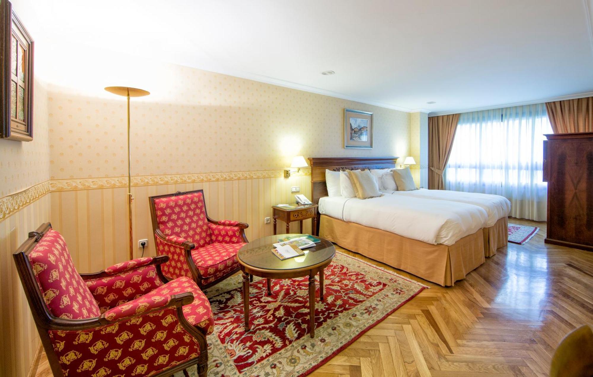 Eurostars Araguaney Hotel Сантяго де Компостела Стая снимка A room at the hotel